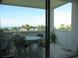 Lounge/Balcony
